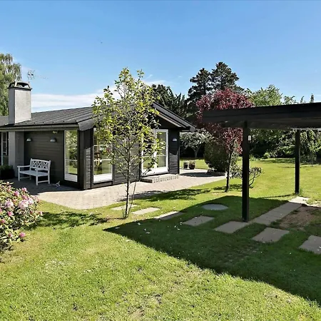 1378-n-dronningmolle-hojvejen-39 *